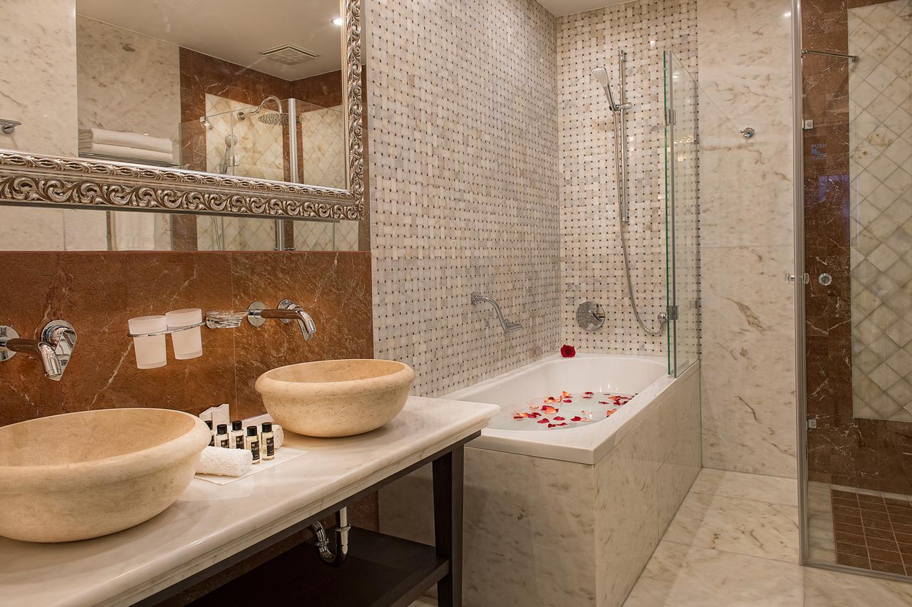Villa Plaza Boutique Hotel & Spa Прешов Экстерьер фото