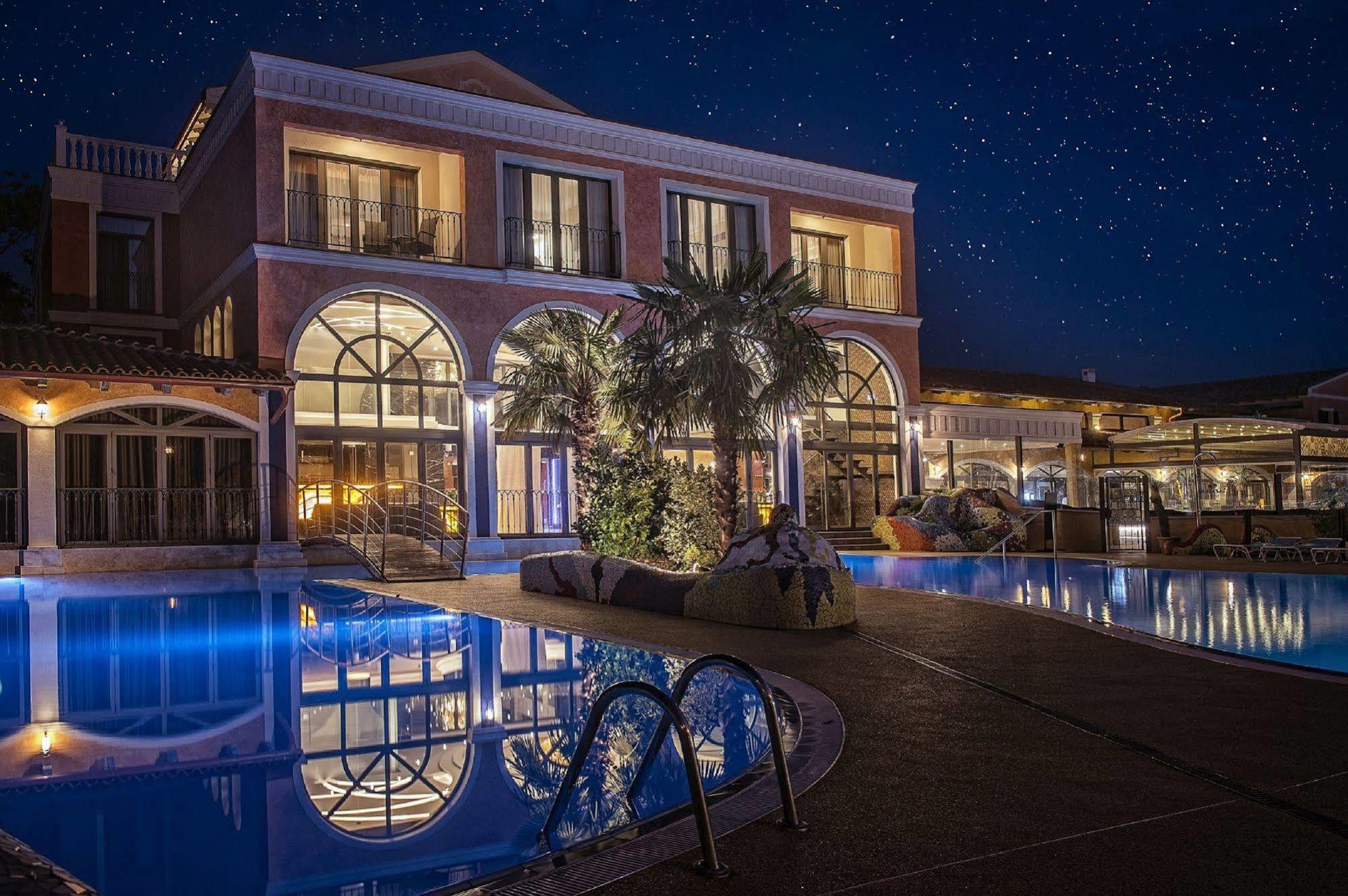 Villa Plaza Boutique Hotel & Spa Прешов Экстерьер фото