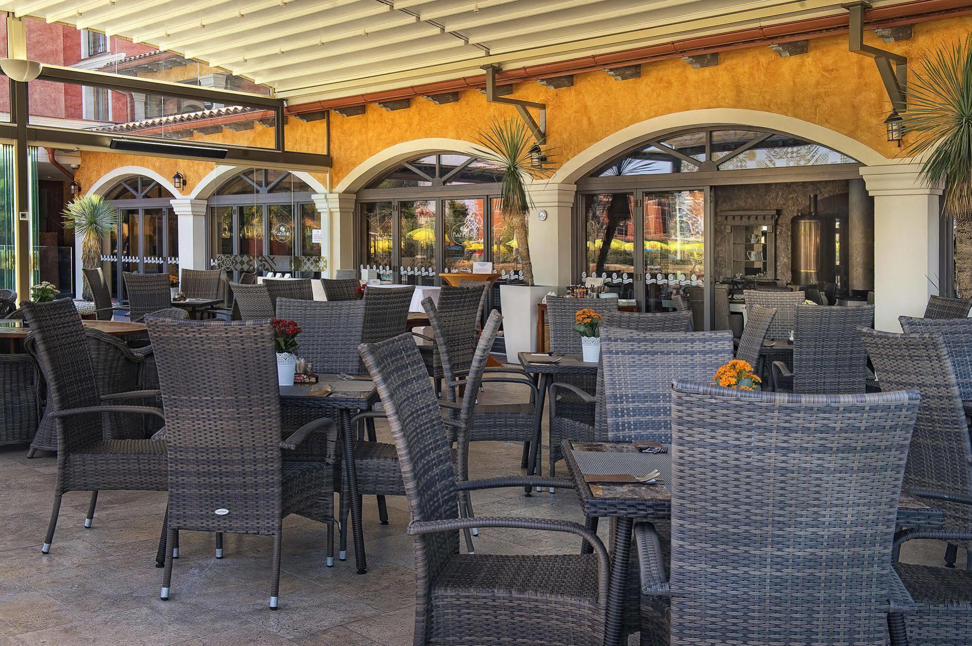 Villa Plaza Boutique Hotel & Spa Прешов Экстерьер фото