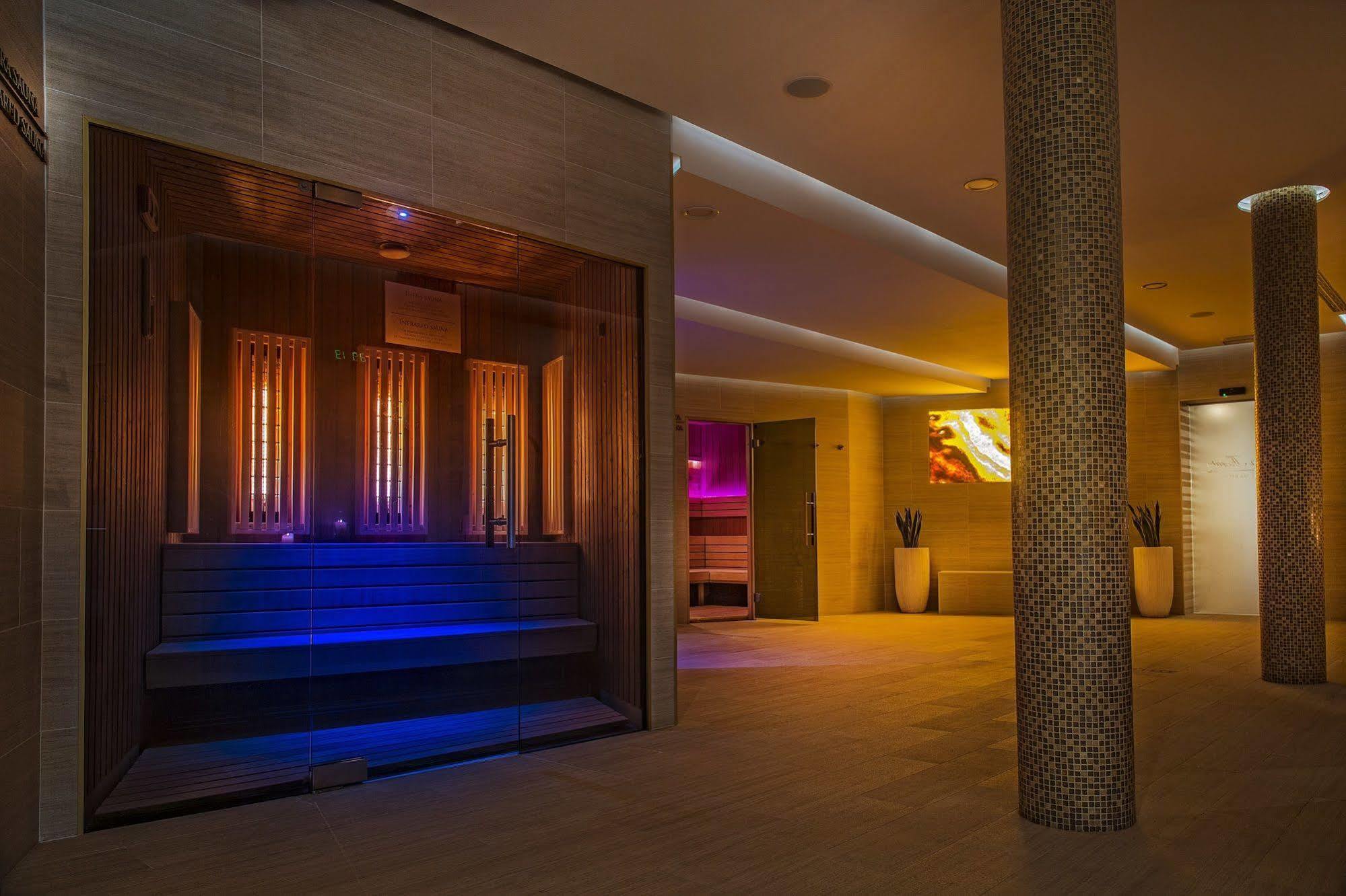 Villa Plaza Boutique Hotel & Spa Прешов Экстерьер фото