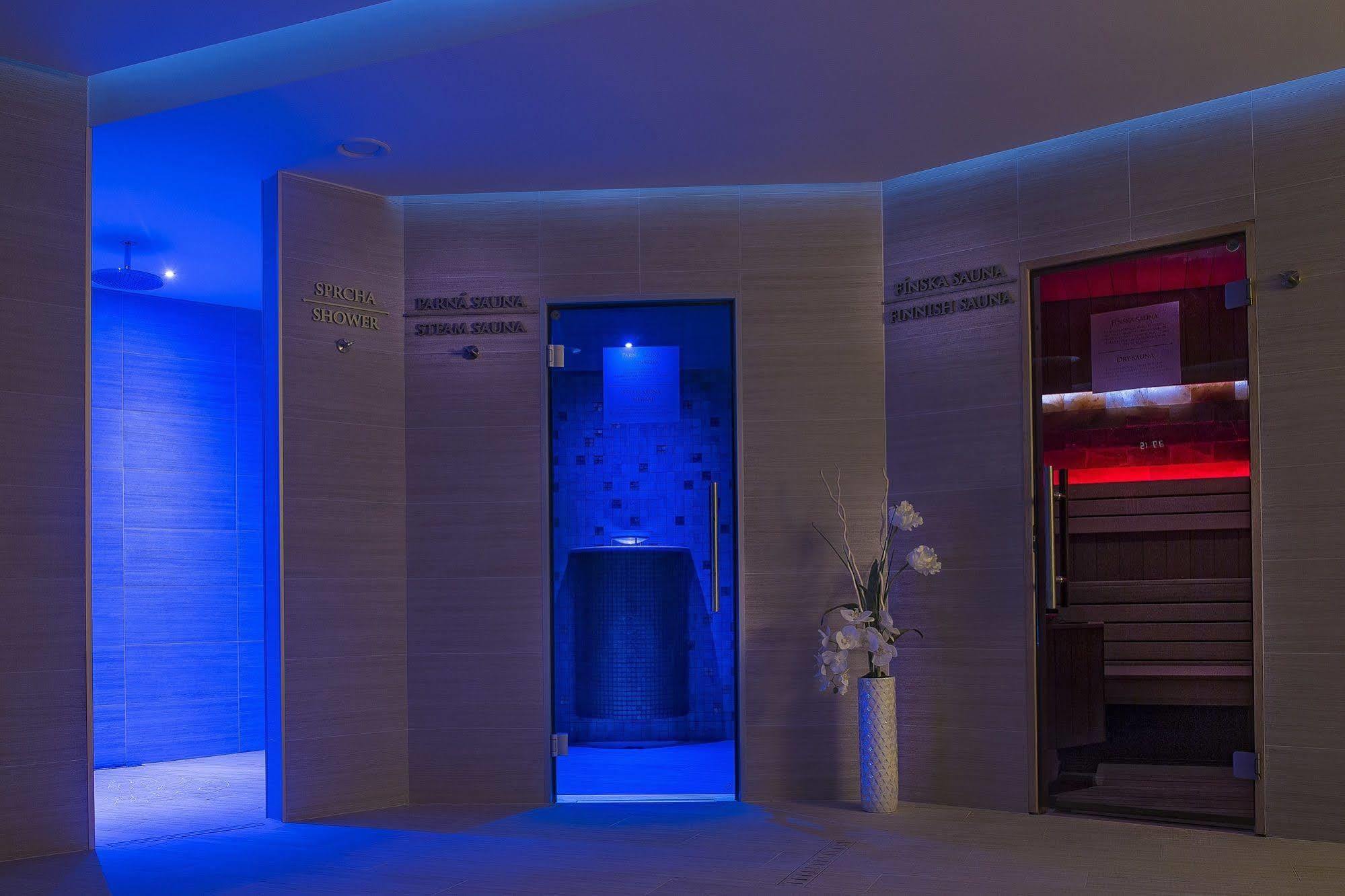 Villa Plaza Boutique Hotel & Spa Прешов Экстерьер фото