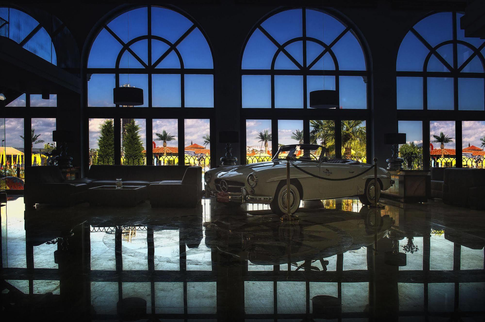 Villa Plaza Boutique Hotel & Spa Прешов Экстерьер фото