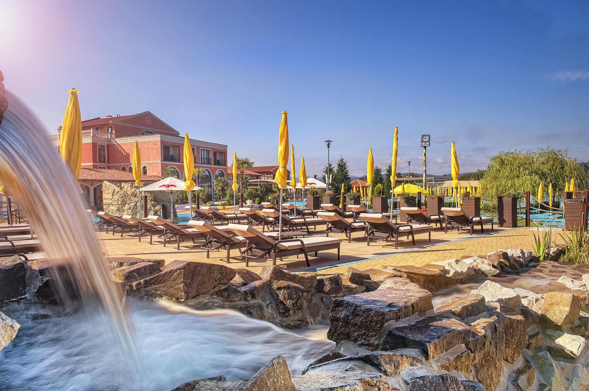 Villa Plaza Boutique Hotel & Spa Прешов Экстерьер фото