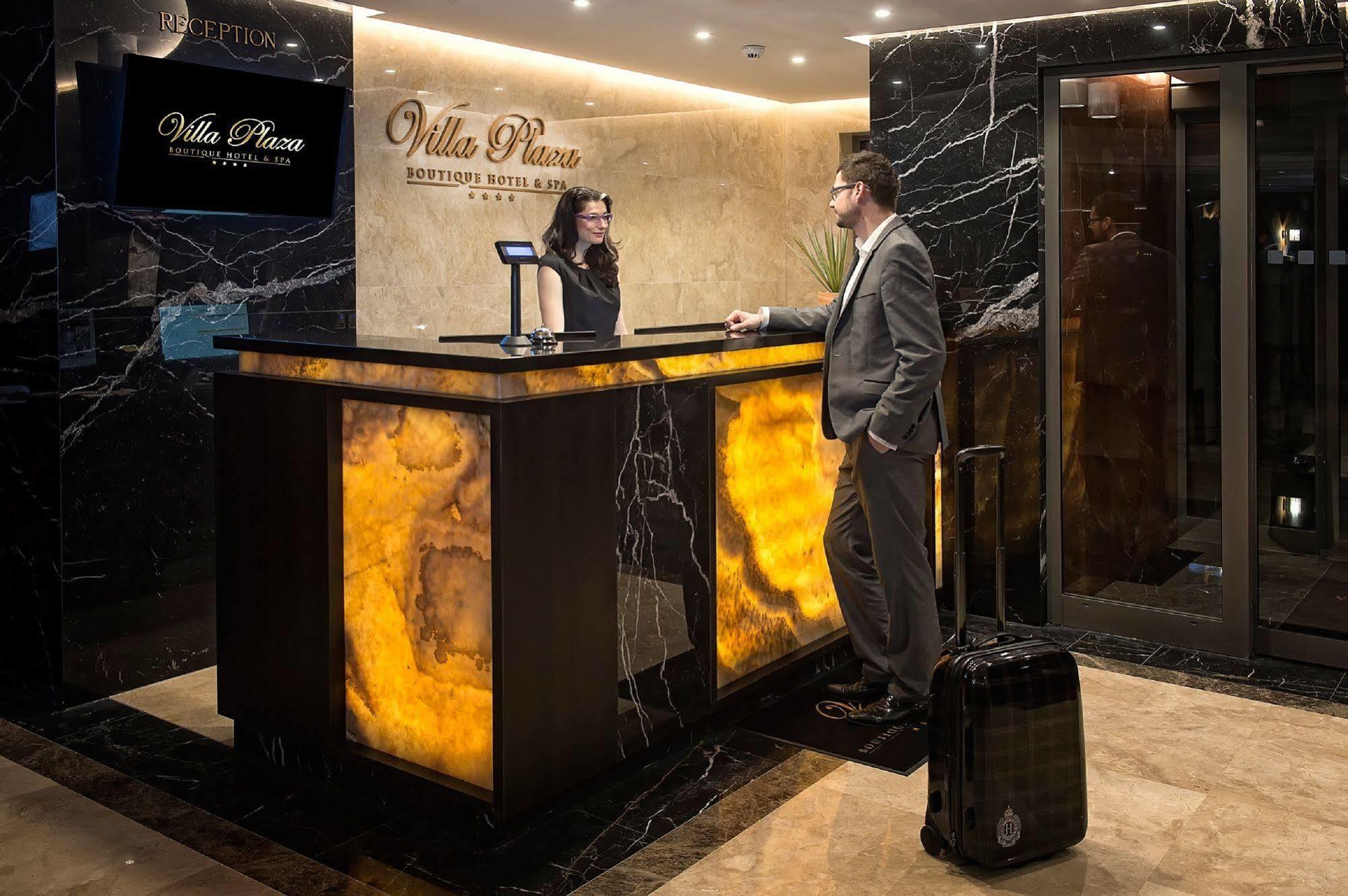 Villa Plaza Boutique Hotel & Spa Прешов Экстерьер фото